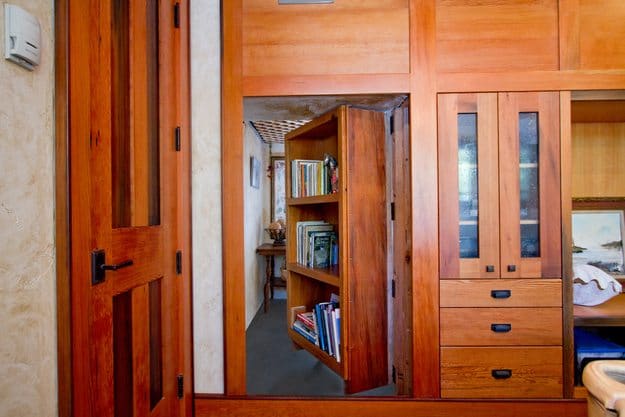 bookshelf-secret-room