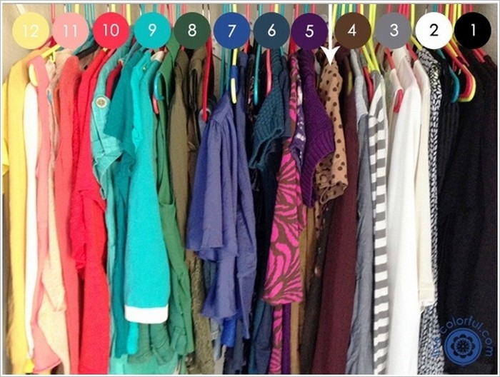 clothes color organized
