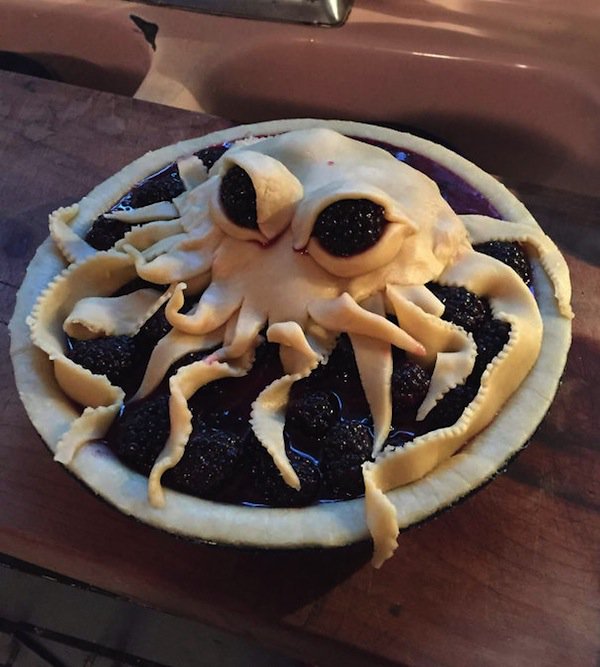 13 Artistic Pies That Are Almost Too Cool To Eat