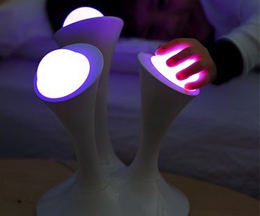 NIGHT-LIGHT-WITH-PORTABLE-BALL