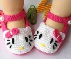 Knitted Baby Shoes