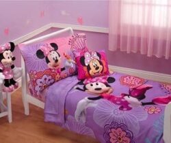 Minnie Mouse bedding set