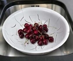 cracked colander