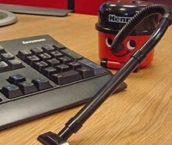 desktop hoover