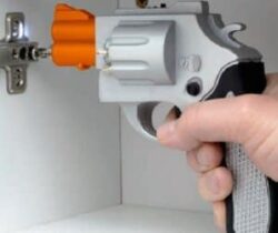 gun shaped screwdriver