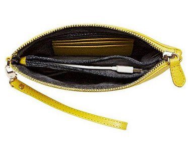 PURSE-WITH-PHONE-CHARGERS