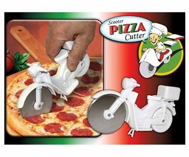 SCOOTER-PIZZA-CUTTER