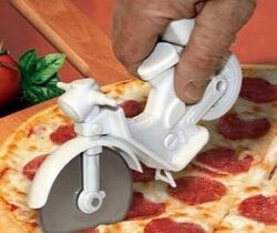 scooter pizza cutter
