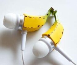 banana earphones