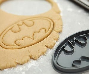 batman logo cookie cutter
