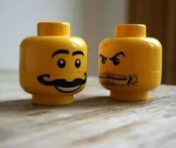 lego heads salt and pepper
