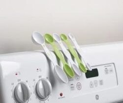 magnetic measuring spoons