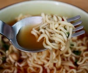 noodle spoon fork
