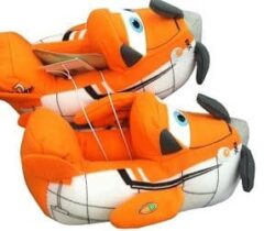 planes dusty slippers