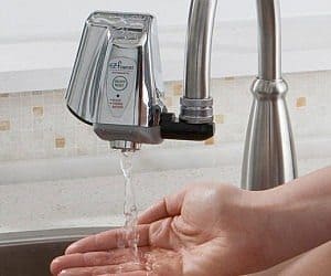 hands free automatic faucet