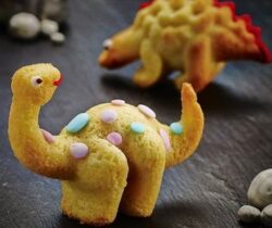 dinosaur cake mold
