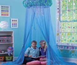 light-up jellyfish hideaway