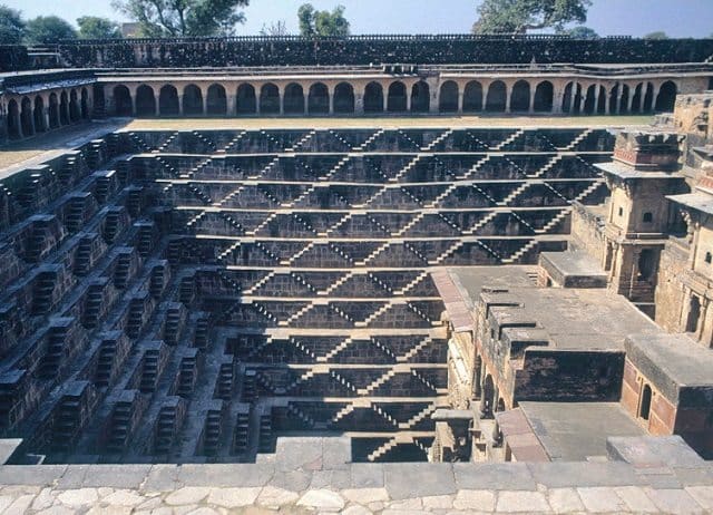 stepwell top