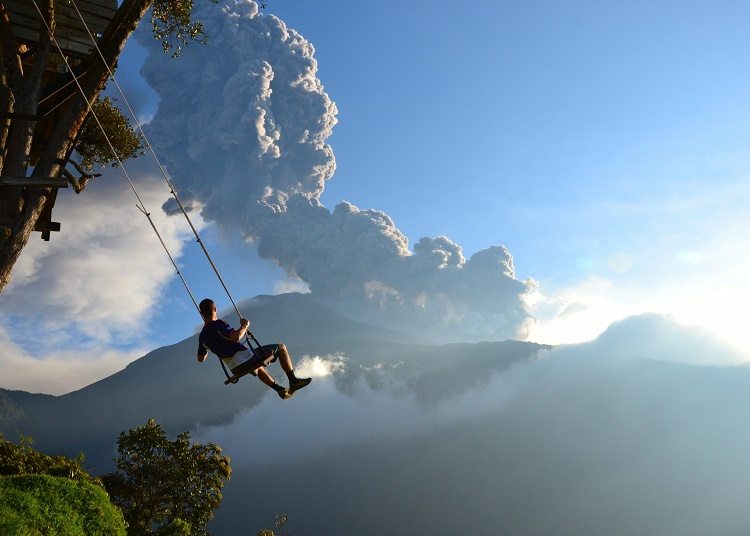 swing eruption view