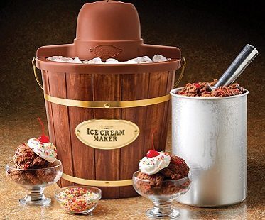 wooden bucket ice cream maker