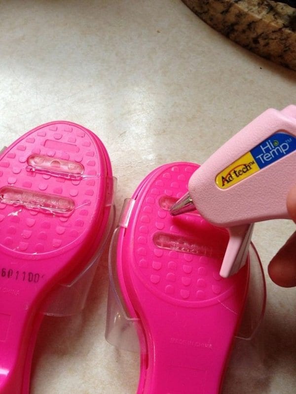 glue gun on shoes