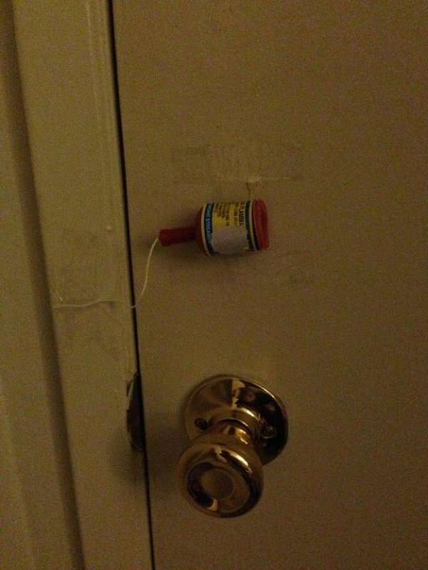 party popper door trap