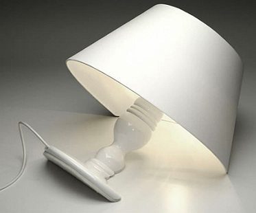 sinking table lamp front