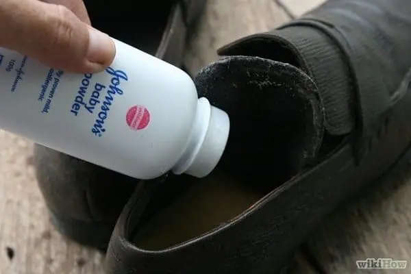 talc in shoes