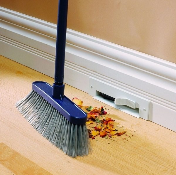 vacuum baseboards