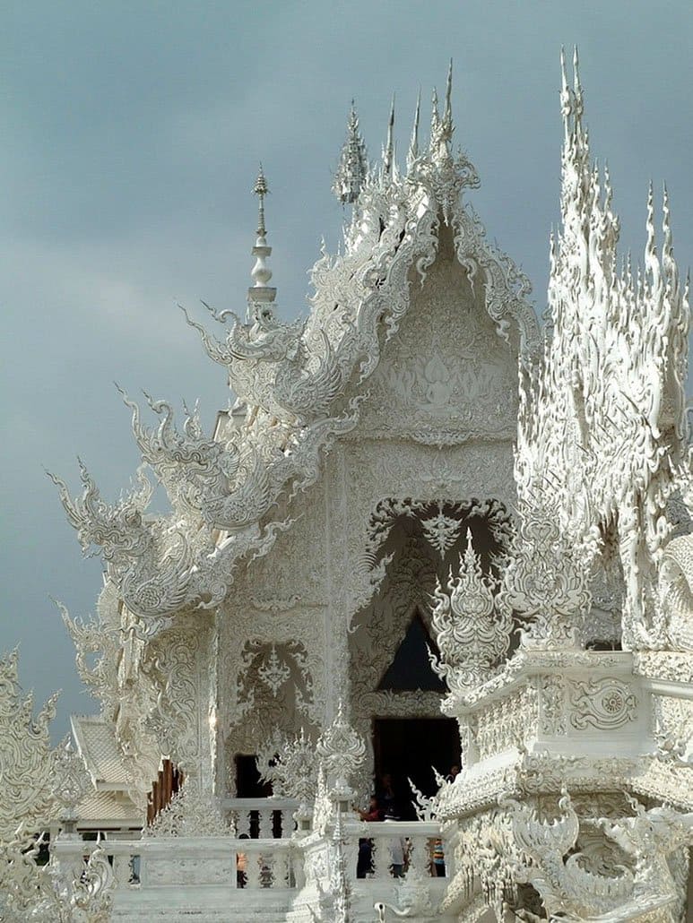 white-temple-thailand-2