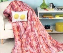 bacon and eggs throw set