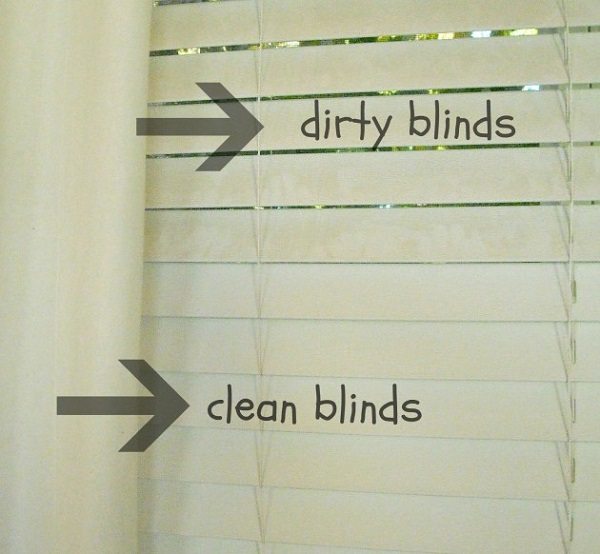 clean blinds with vinegar