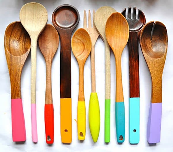paint wooden spoons