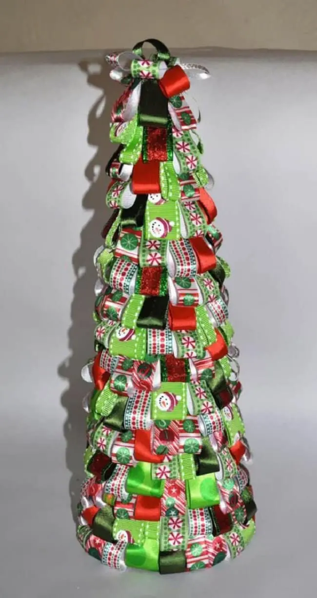 ribbon-christmas-tree