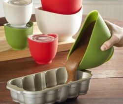 silicone mixing bowl