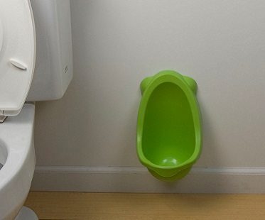 urinal potty wall