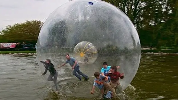water-toy-ball