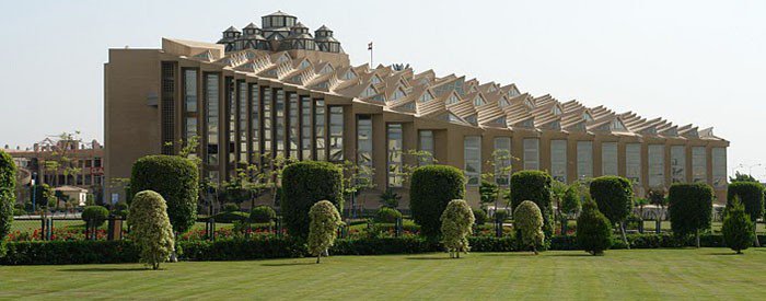 Misr University Science Technology Library