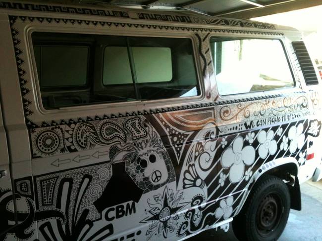 awesome-sharpie-drawings-on-van