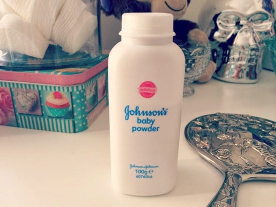 baby-powder-dry-shampoo