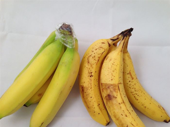 banana stems plastic