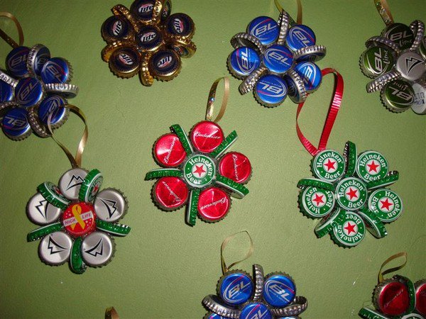 bottle cap snowflakes