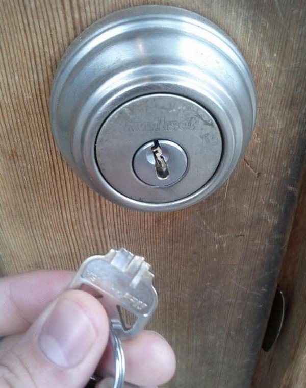 broken key lock