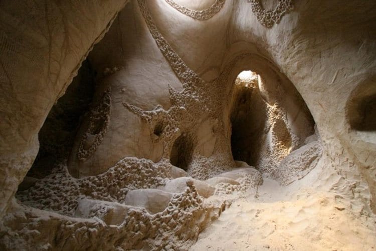 carved-cave-tunnels
