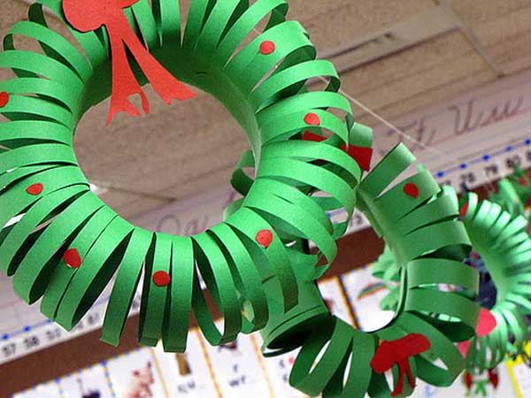 construction-paper-wreath