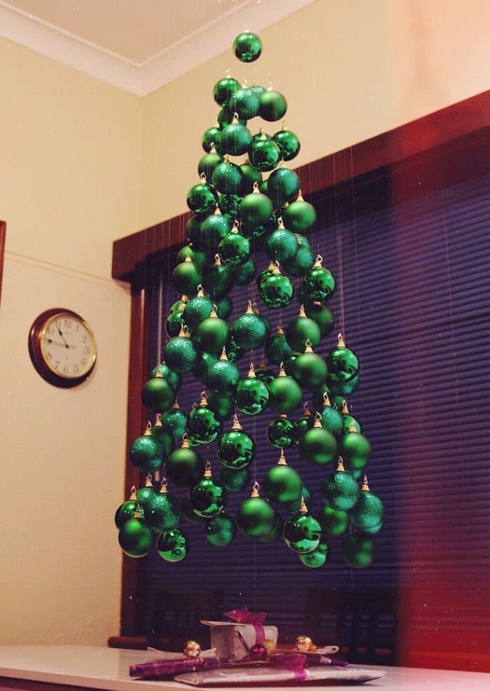 floating tree green baubles