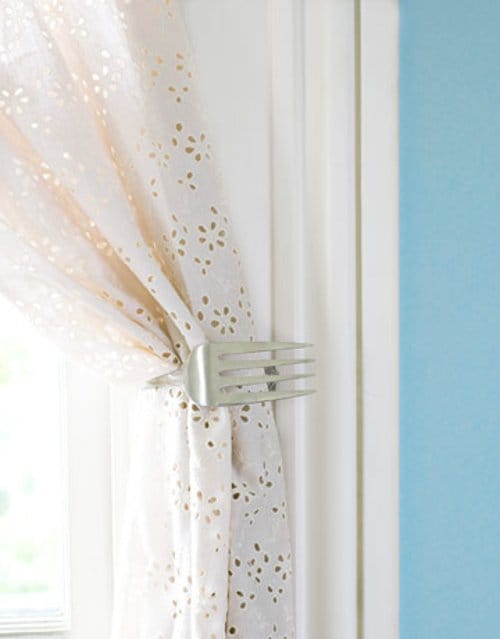 fork curtain tie back