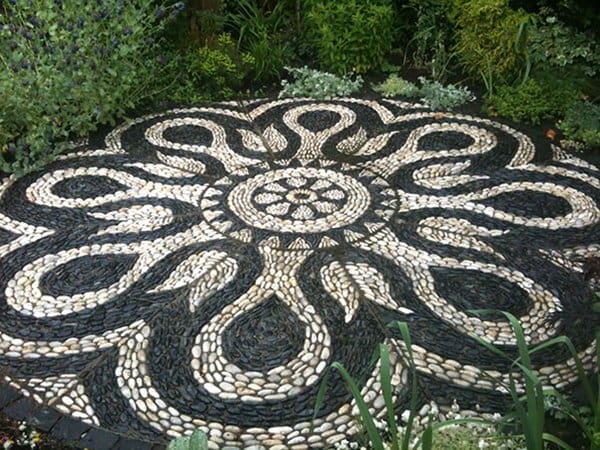 garden-pebble-path-flower
