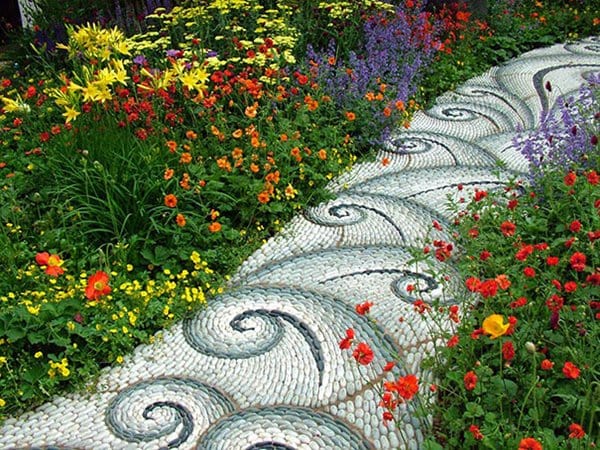 garden-pebble-path-waves