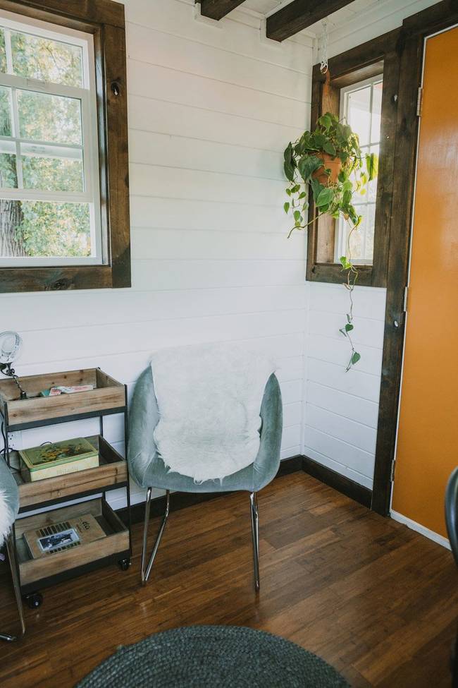 heirloom-tiny-home-chair